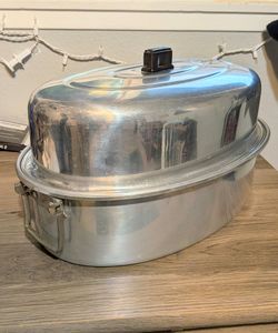 Vintage Maid of Honor Roasting Pan