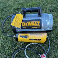 DeWalt 68,000 BTU Cordless Forced Air Propane Heater