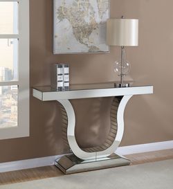 Brand New Mirror Console/Entry Table