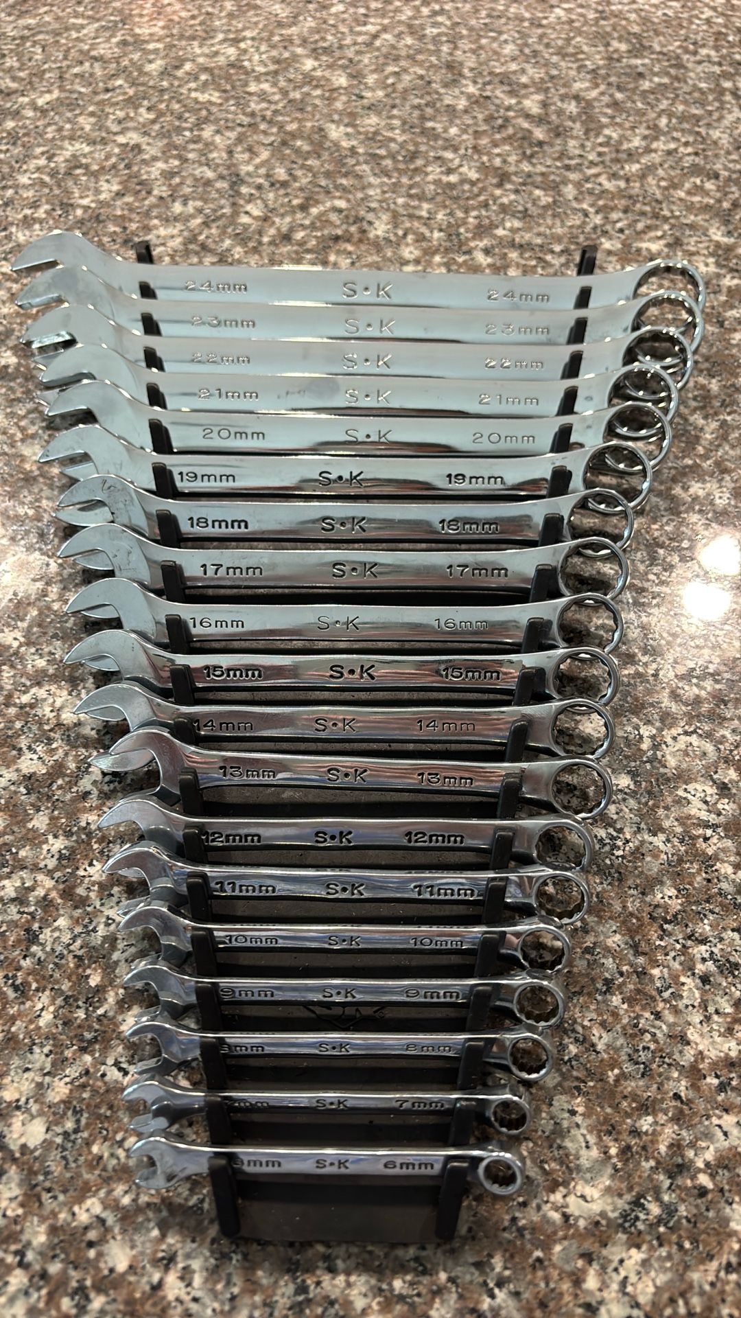 SK Hand Tool 19 Piece 12 Point Metric Regular Combination Wrench Set