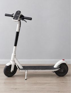 Bird One Electric Scooter with Helmet & Charger