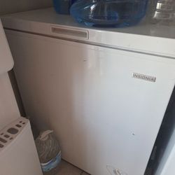 5.0 cubic chest freezer