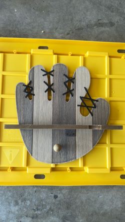Baseball wall mount