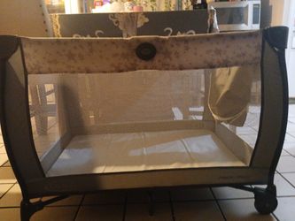 Graco Baby Crib