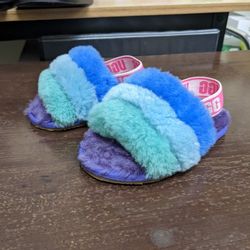 Toddler Size 6 Uggs
