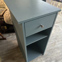 Side / End Table