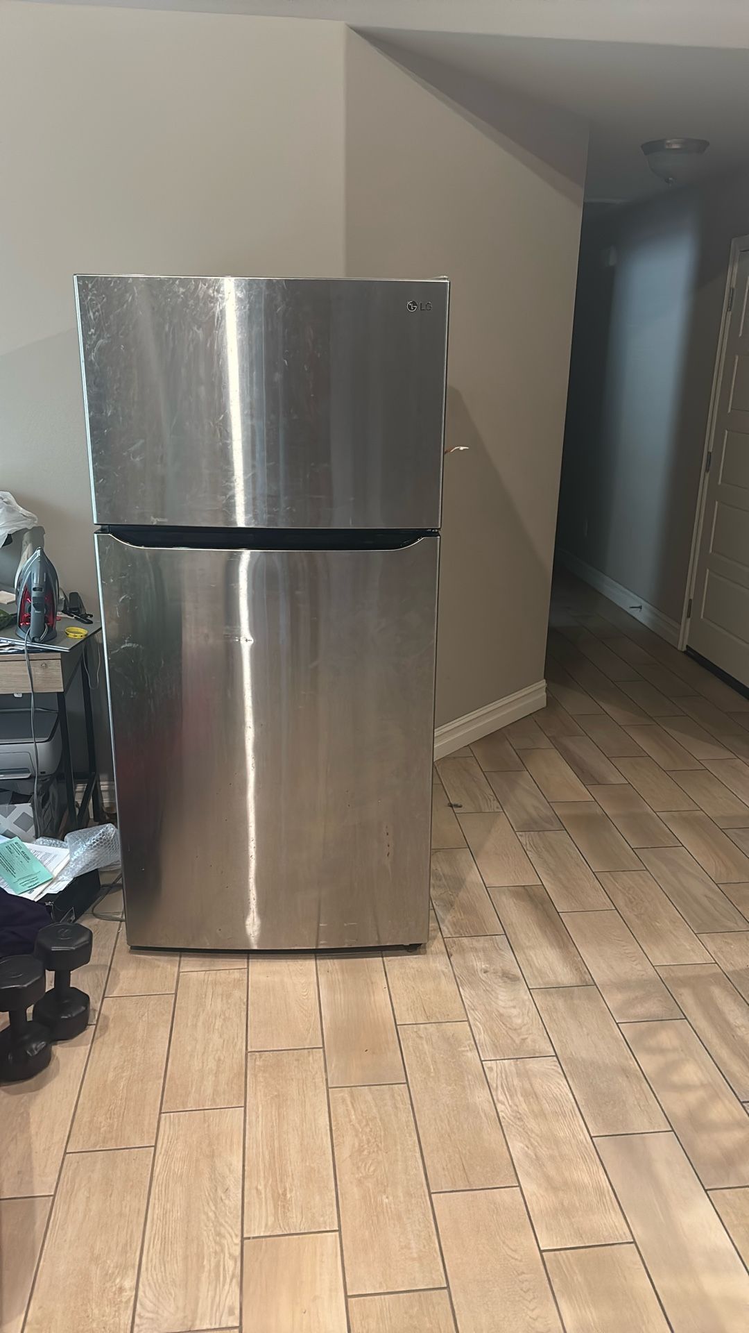 Refrigerator