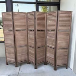 New In Box 6 Panels 67x16 Inch Each Panel Wooden Privacy Wall Home Room Decor Divider Separation Freestanding With Shelves  