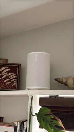 Sonos Eras 100 - LIKE NEW