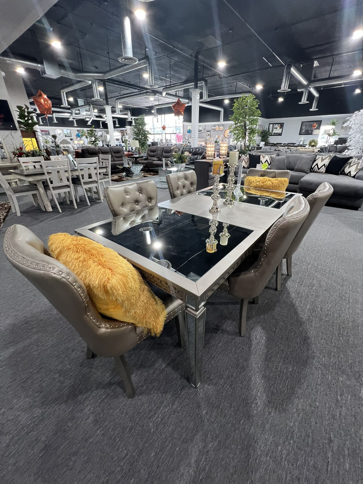 7 Pc Dining Table 