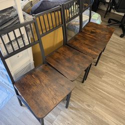 4 Dining Chairs New