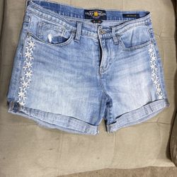 Lucky Brand Womens Jean Shorts The Roll Up Size 6/28