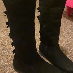 Black Boots Size 4