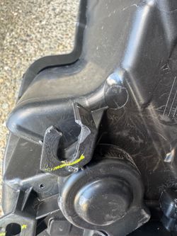 2026 Tesla model Y Headlight Assembly(right side)
