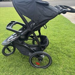 Graco 3 wheel stroller- used