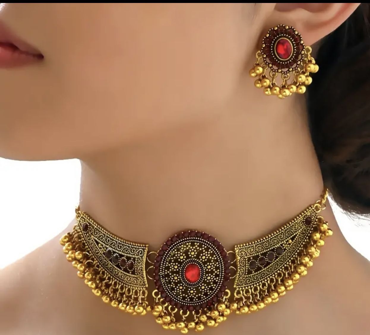 Necklace Set