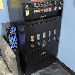 Snack/drink Time Vending Machine