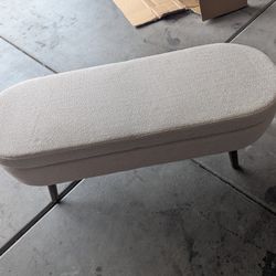 Ottoman - Oval - New - 42*16*17