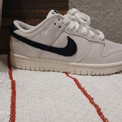 LadyDunks Size Five Glitter White 