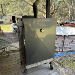 Gravity Feed Smoker Pit