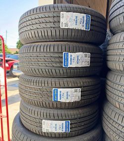 195/65R15 Maxtrek Set Of 4 New Tires