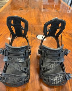 Snowboard bindings