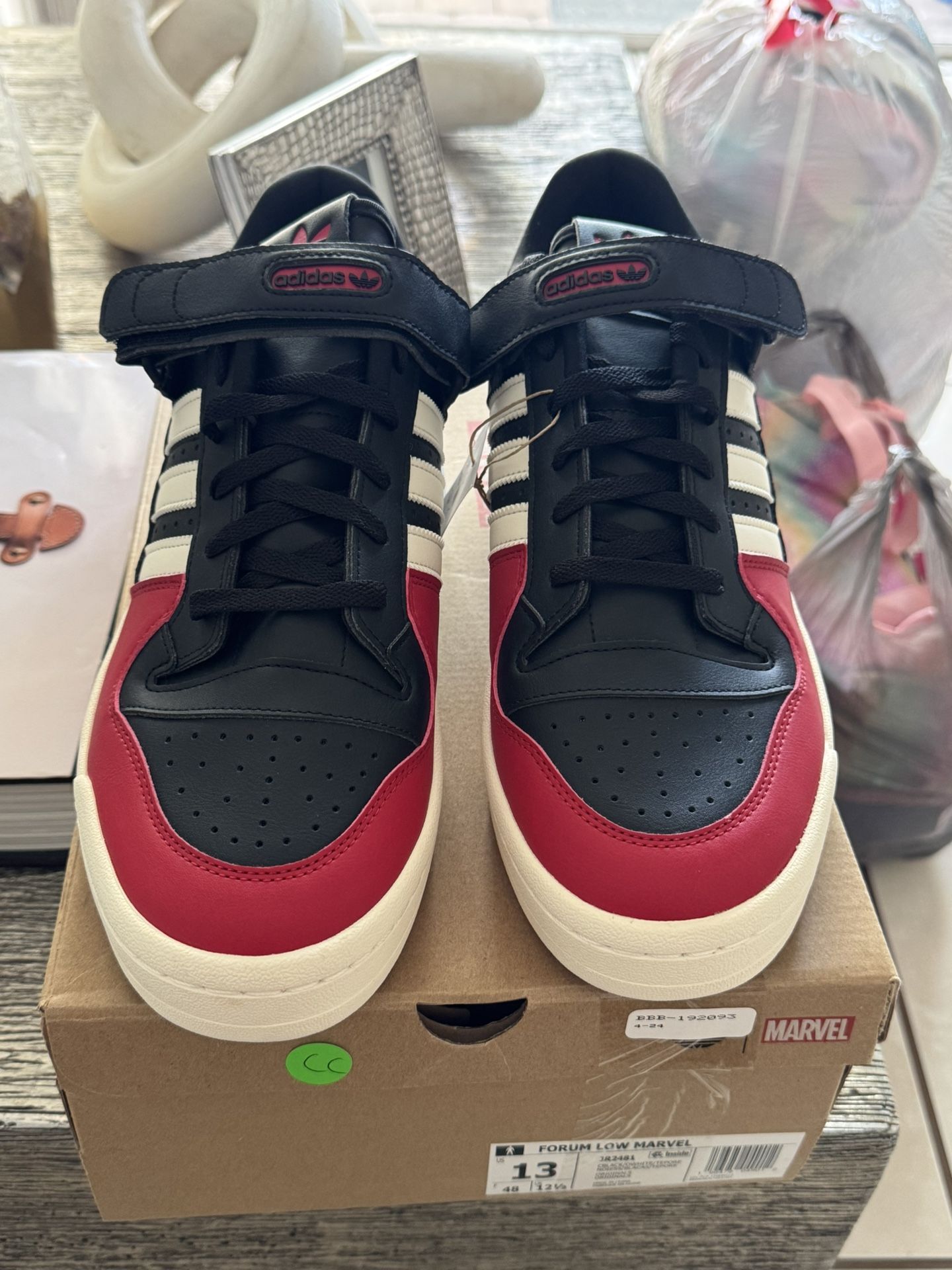 Adidas Deadpool Marvel