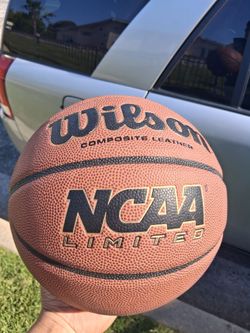 Wilson NCAA limited https://offerup.co/faYXKzQFnY?$deeplink_path=/redirect/ NEW