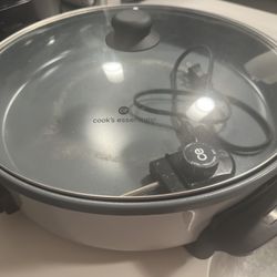 Cook’s Essentials Electric Skillet