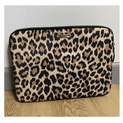 Kate Spade Laptop Sleeve. Leopard print with gold hardware. Fits13” in very good condition