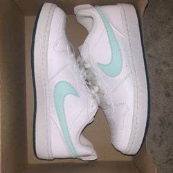 Girls Youth Size 5.5 Nike Court Borough Low Recraft GS 'White Jade Ice Teal'