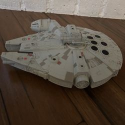 Star Wars Millennium Falcon Toy 