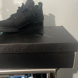 Air Jordan Retro 4 Black Cat