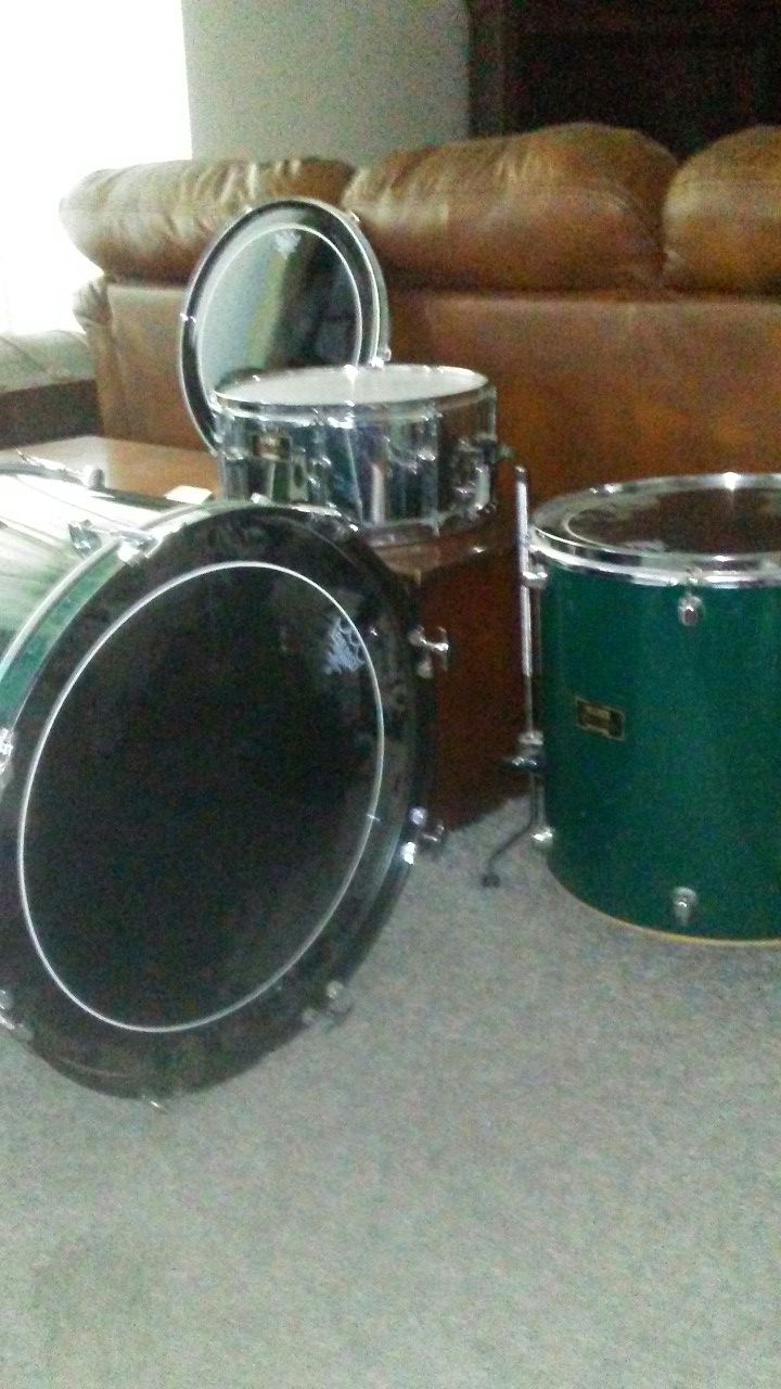MAPEX 3 Drum Set - Venus Series - PRICE REDUCTION