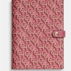 🩷 NOTEBOOK WITH COACH MONOGRAM PRINT IN COLORS GOLD/ROUGE 