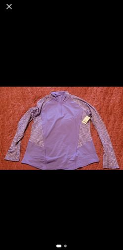 New athletic Works woman med quarter-zip top