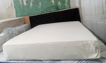 Full Size Mattress (Colchón Full Size)