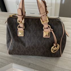 Michael Kors Hand Bag