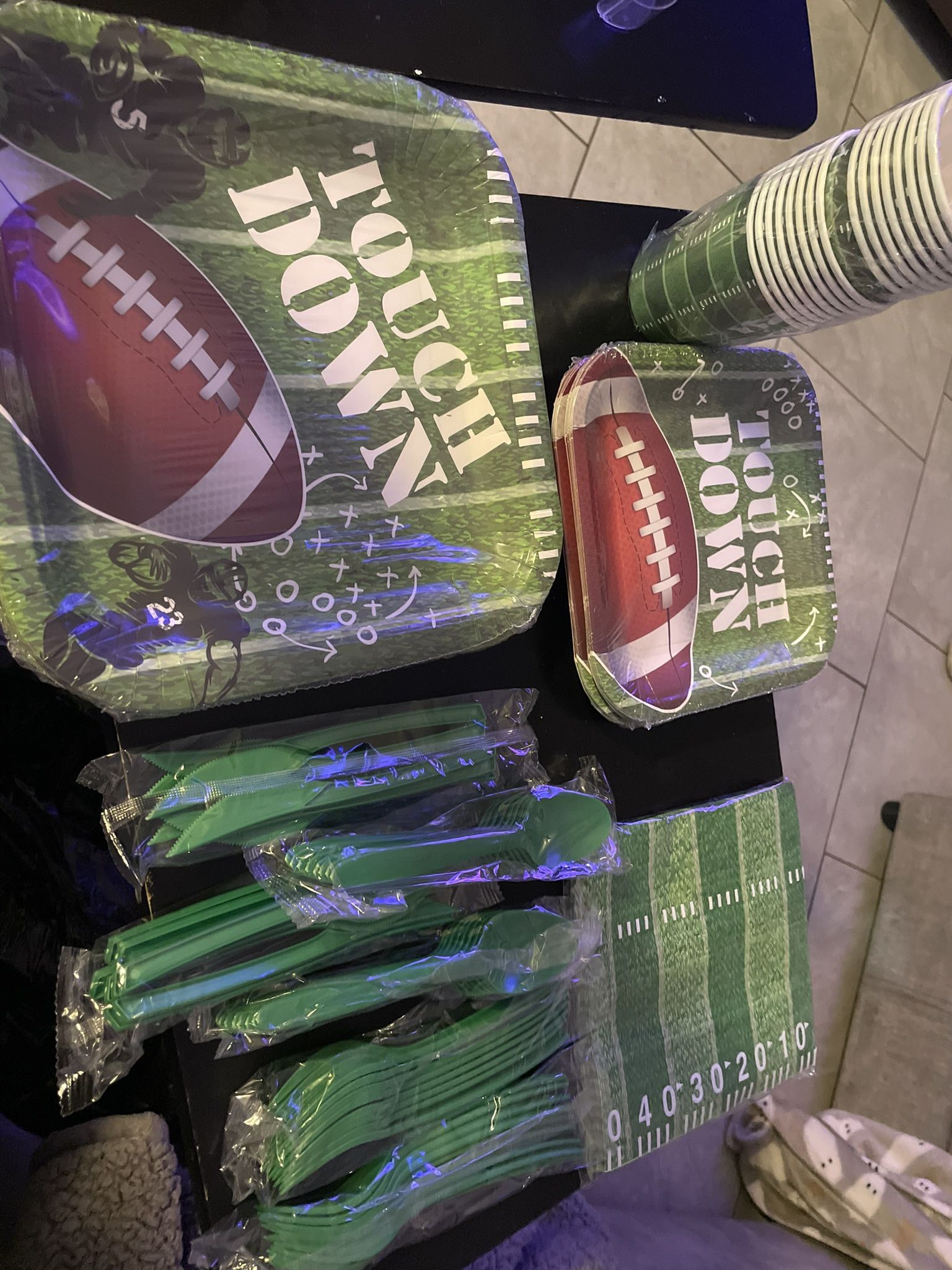 TOUCHDOWN FOOTBALL PARTY SUPPLIES