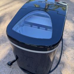Icemaker
