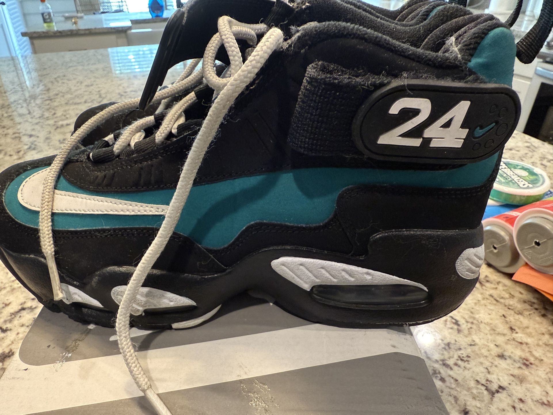 Nike Griffey Max 1
