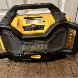 DEWALT DCR025 BLUETOOTH RADIO