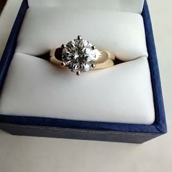 1.72 carat Diamond solitaire ring

