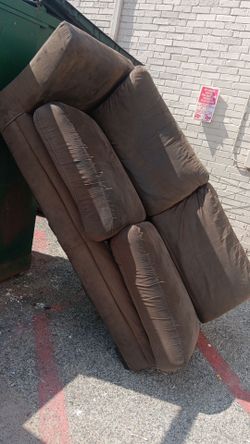 F R E E sofa 🛋  Free Gratis and hard wood bed  head rests