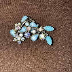Vintage Rhinestone Collectible Brooch