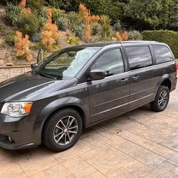 2017 Handicap Accesible Dodge Caravan