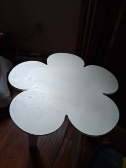 Kids table