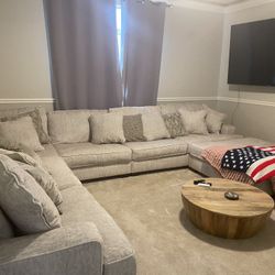 Sectional Couch 