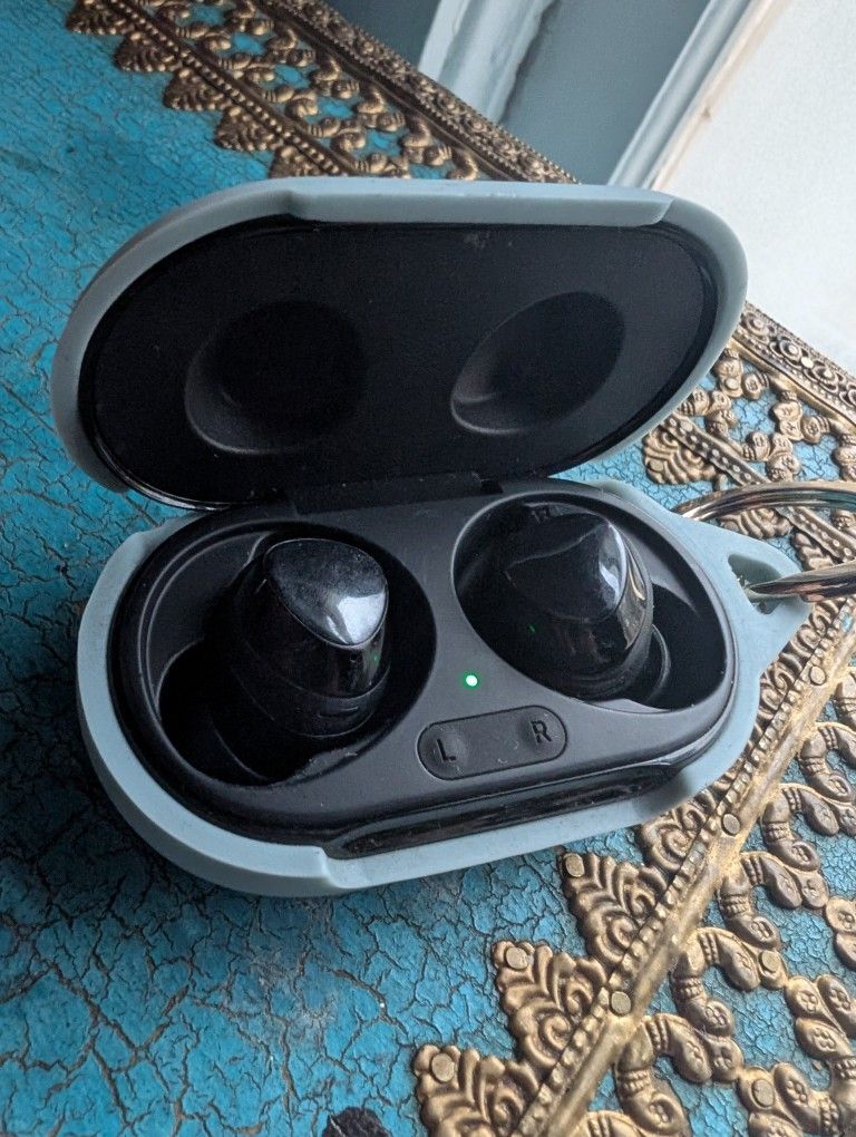 Samsung Bluetooth Wireless Headphones