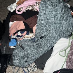 HUGE bag of womens clothes